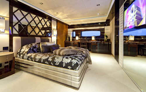 Yacht Maniiq Master Stateroom