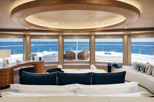 Yacht Cloud 9 Master