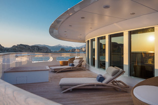 Private deck