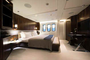 Cloudbreak guest stateroom