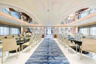 Moonlight II dining room