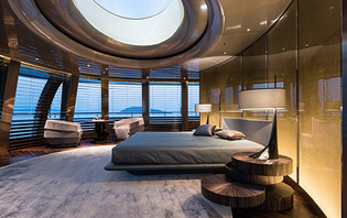 Yacht Savannah owner stateroom
