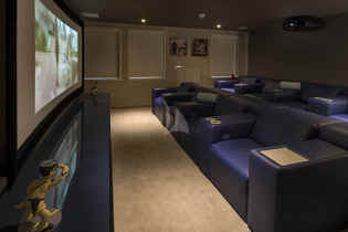 Yacht Serenity Theater