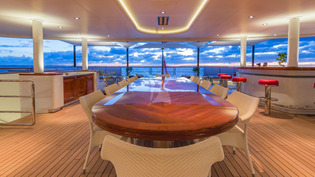 Blla Vita outdoor dining