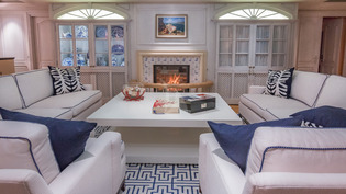 Yacht Bella Vita main salon