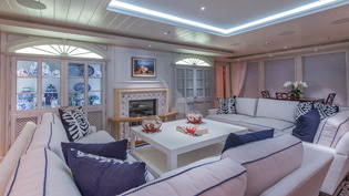 Bella Vita living room